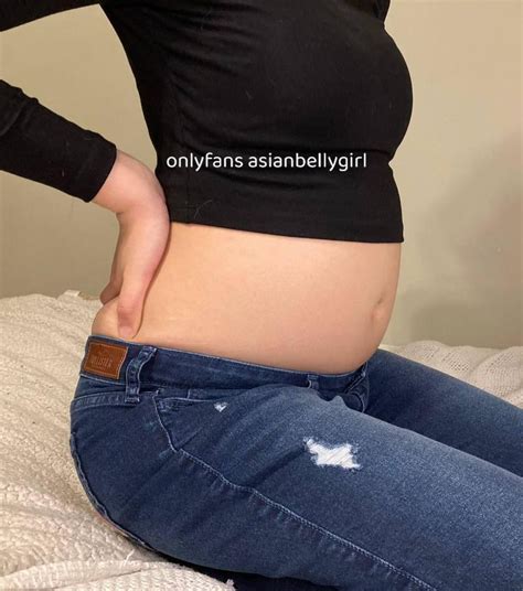 Filling up till i burst : r/FemaleBellyinflation